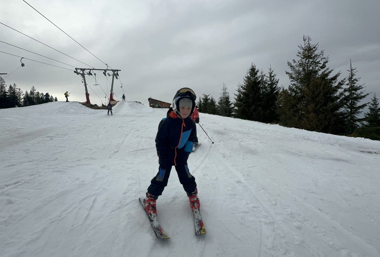 Instructor snowboard copii Păltiniș lecții