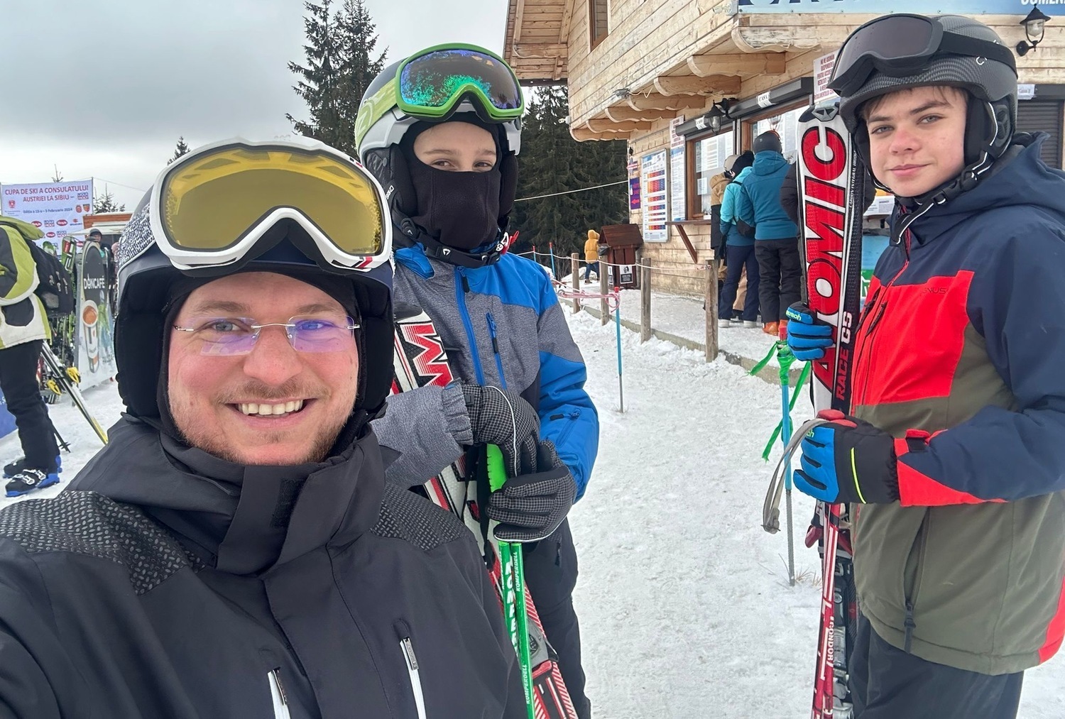 Lecții de ski Păltiniș instructor copii