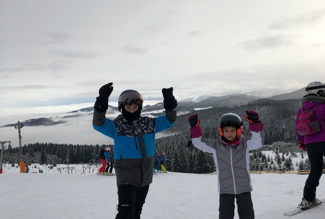 Instructor ski copii Păltiniș pregătire în siguranță