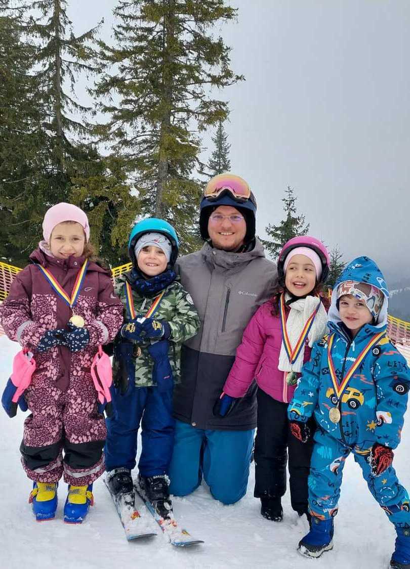 Instructor snowboard copii Păltiniș Sibiu