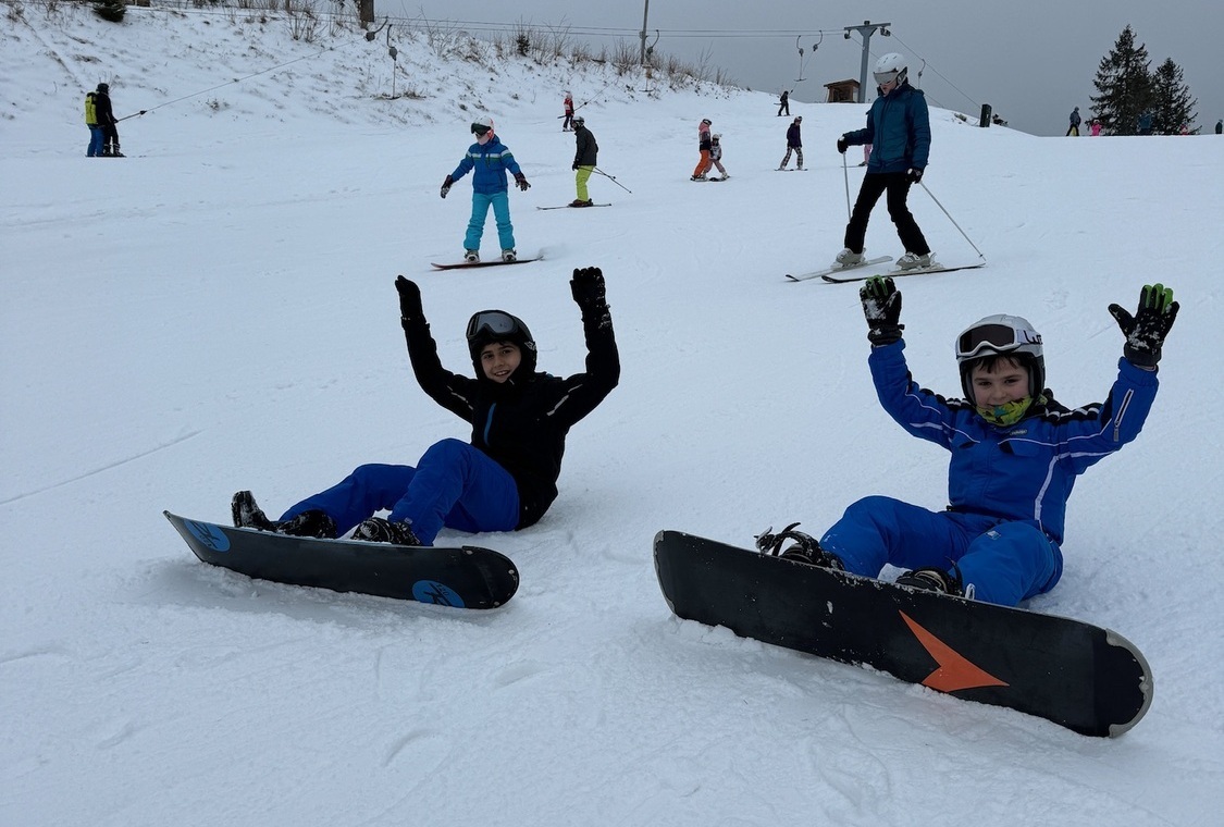 Instructori ski Păltiniș cursuri interactive