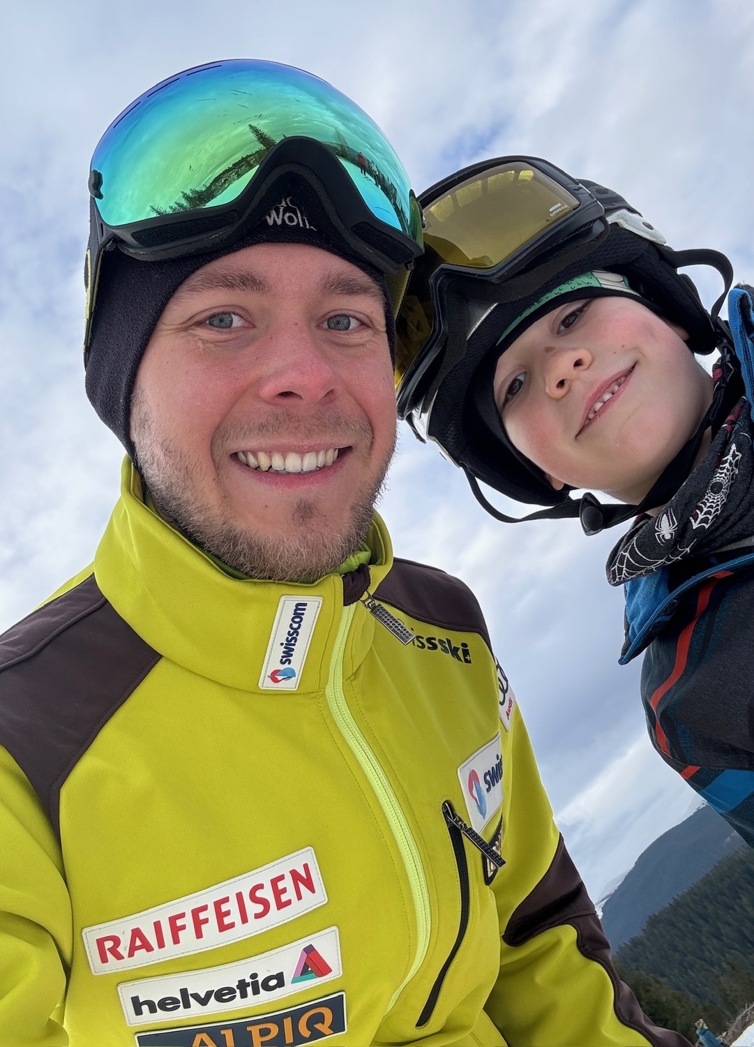 Instructor snowboard copii Păltiniș experiență unică